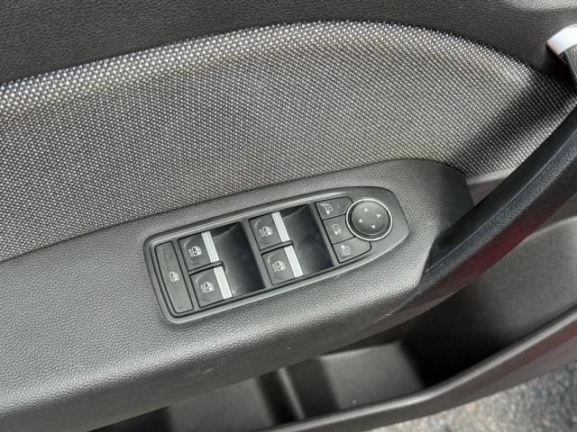Renault Captur image 9