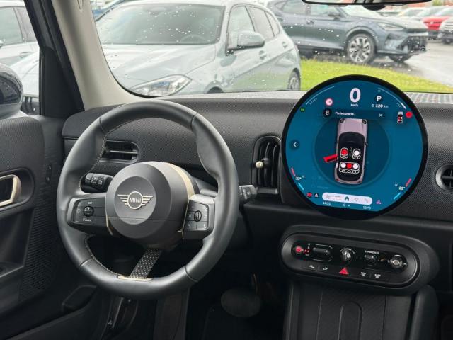Mini Cooper image 3