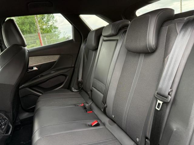 Peugeot 3008 image 1
