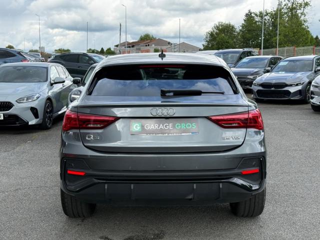 Audi Q3 image 8