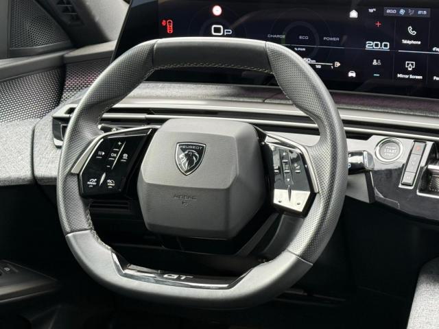 Peugeot 5008 image 1