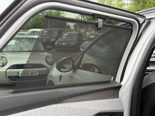 Peugeot 5008 image 3
