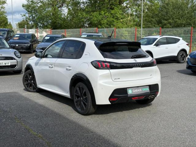 Peugeot 208 image 2