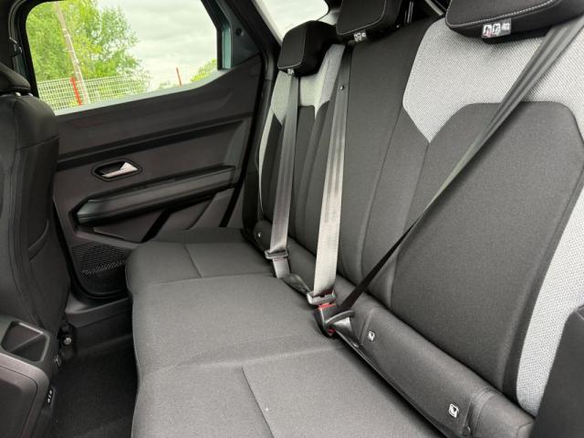 Dacia Duster image 1