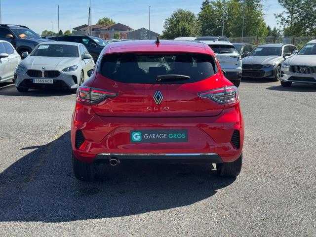 Renault Clio image 9