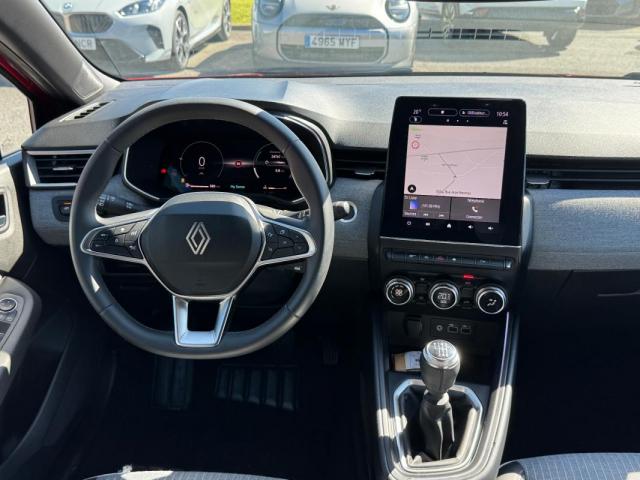 Renault Clio image 2