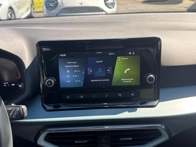 Seat Arona image 3