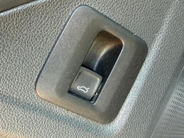 Volkswagen Tiguan image 8
