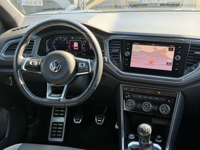 Volkswagen T-Roc image 1