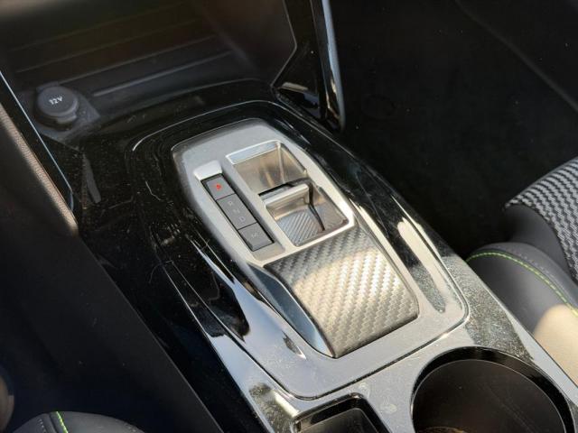 Peugeot 2008 image 3