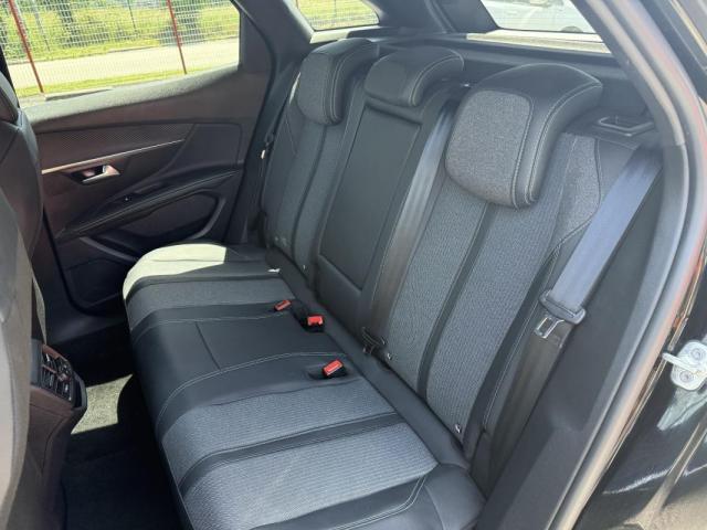 Peugeot 3008 image 8