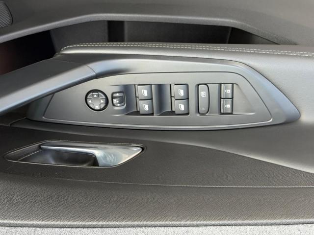 Peugeot 308 image 3