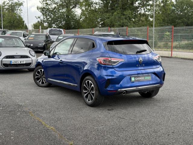Renault Clio image 8