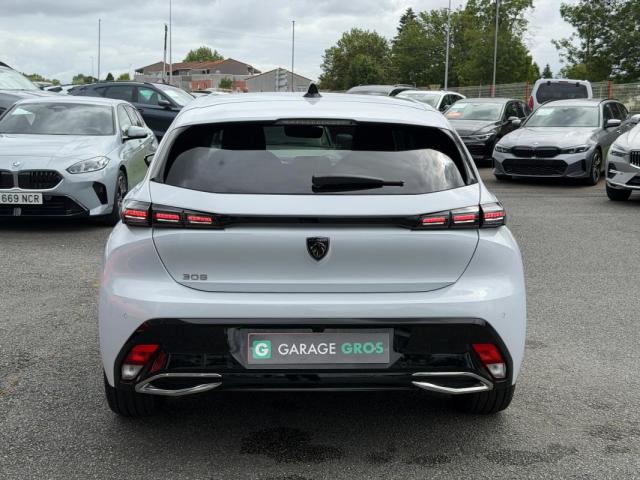 Peugeot 308 image 2