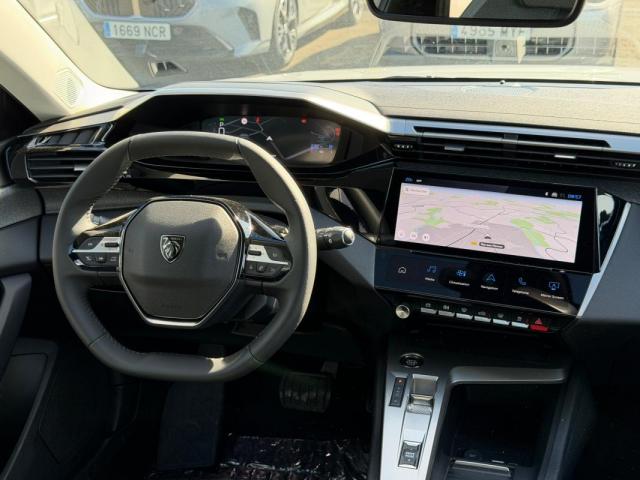 Peugeot 308 image 1