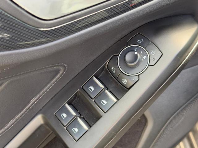 Ford Focus image 4
