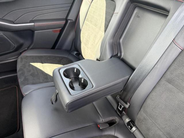 Ford Kuga image 4
