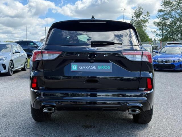 Ford Kuga image 1