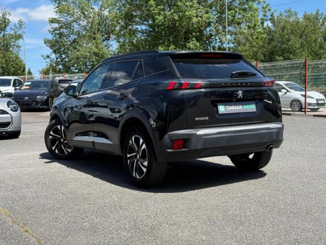 Peugeot 2008 image 2