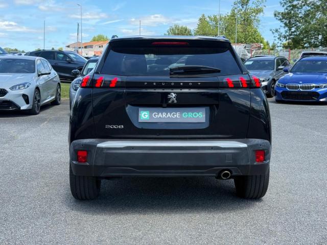 Peugeot 2008 image 6