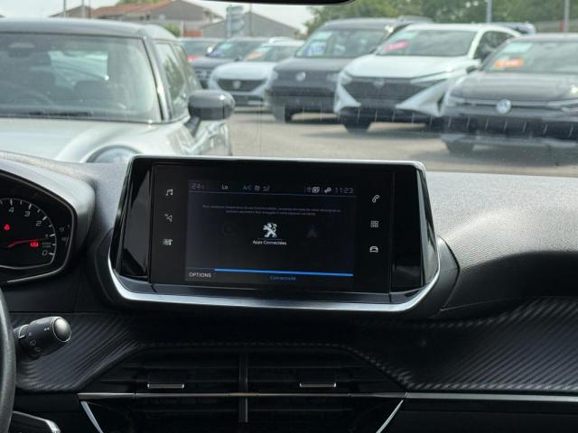 Peugeot 2008 image 1