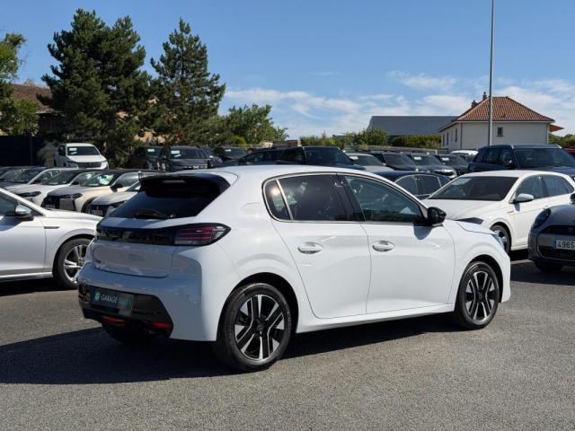 Peugeot 208 image 1