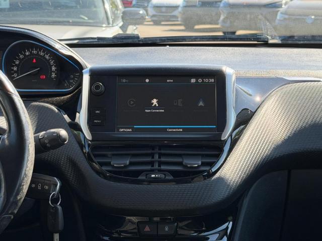 Peugeot 2008 image 7