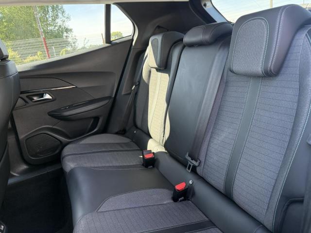 Peugeot 2008 image 1