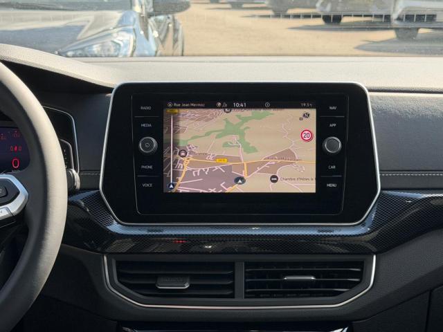 Volkswagen T-Cross image 8