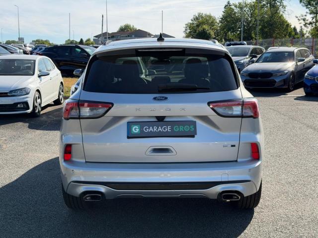Ford Kuga image 2