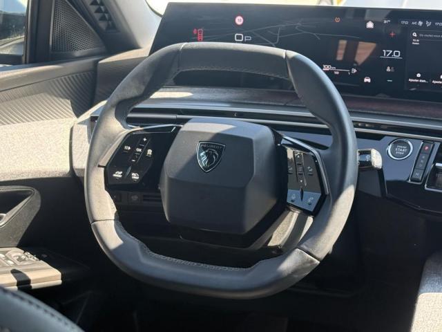 Peugeot 5008 image 1