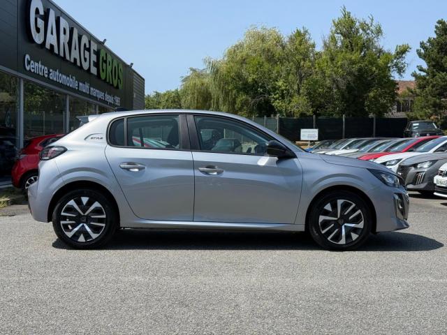 Peugeot 208 image 1