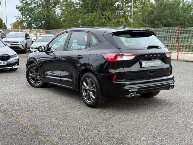 Ford Kuga image 7