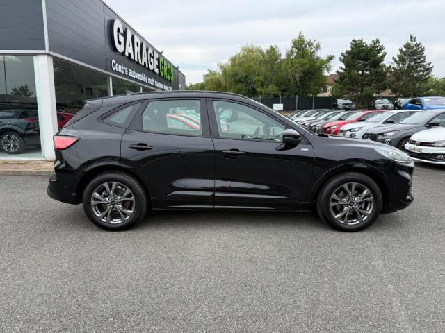 Ford Kuga image 8