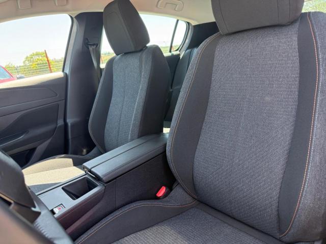 Peugeot 308 image 3