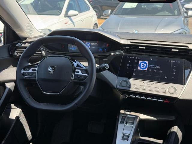 Peugeot 308 image 8