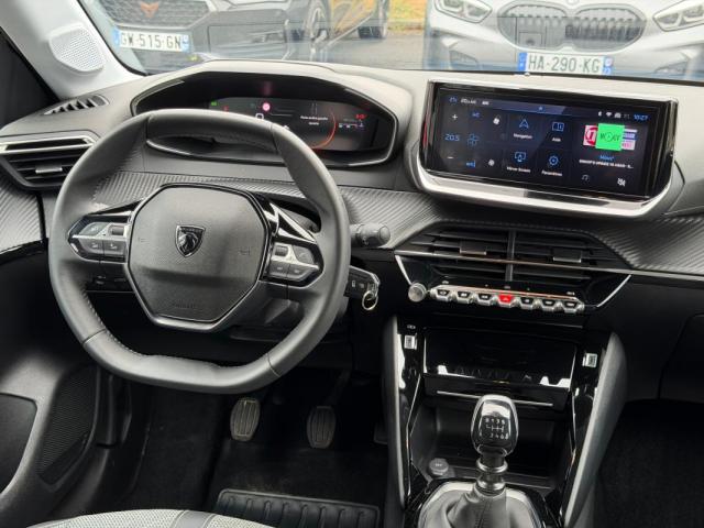 Peugeot 208 image 1