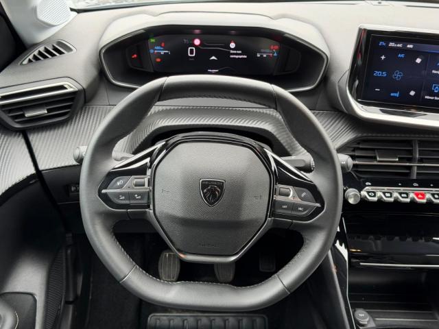 Peugeot 208 image 9