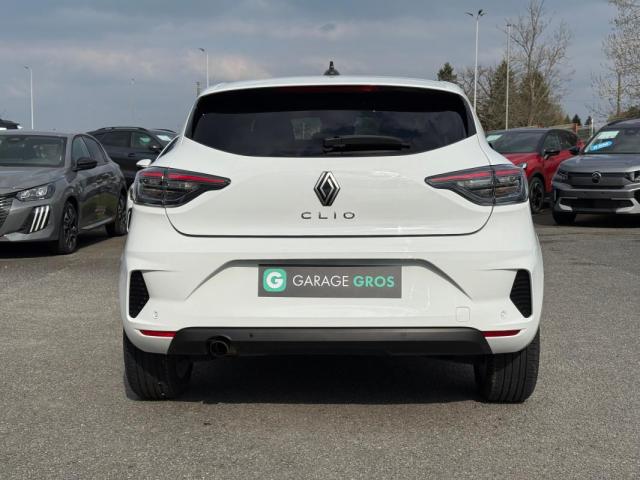 Renault Clio image 8