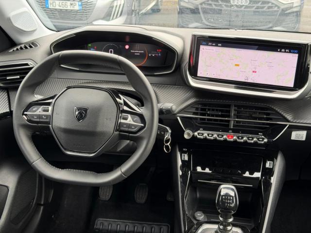 Peugeot 208 image 7