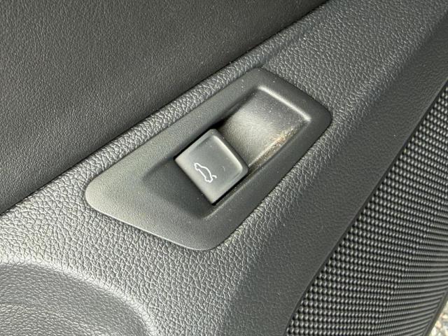 Volkswagen T-Roc image 8