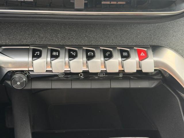 Peugeot 3008 image 9