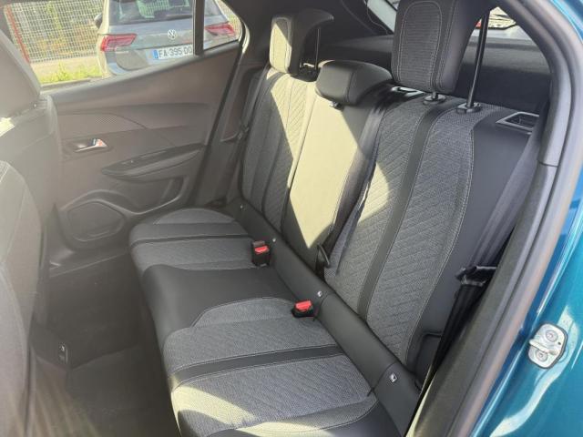 Peugeot 2008 image 9