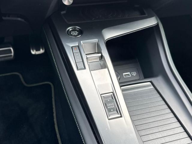 Peugeot 308 image 1