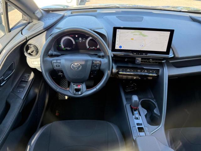 Toyota C-Hr image 8