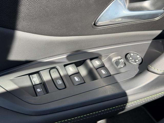Peugeot 408 image 3