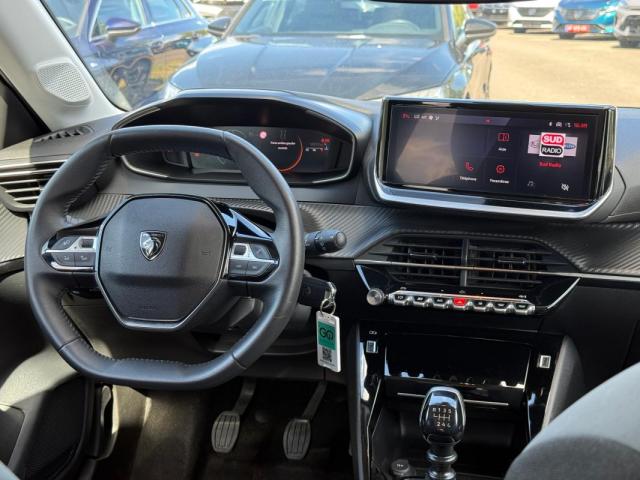 Peugeot 208 image 3