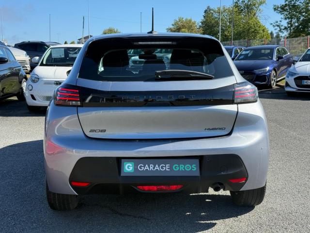 Peugeot 208 image 2