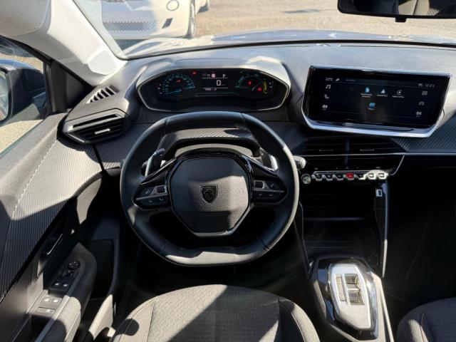 Peugeot 208 image 4
