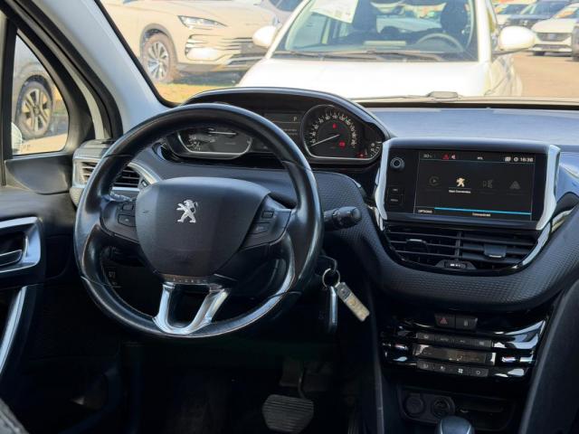 Peugeot 2008 image 1